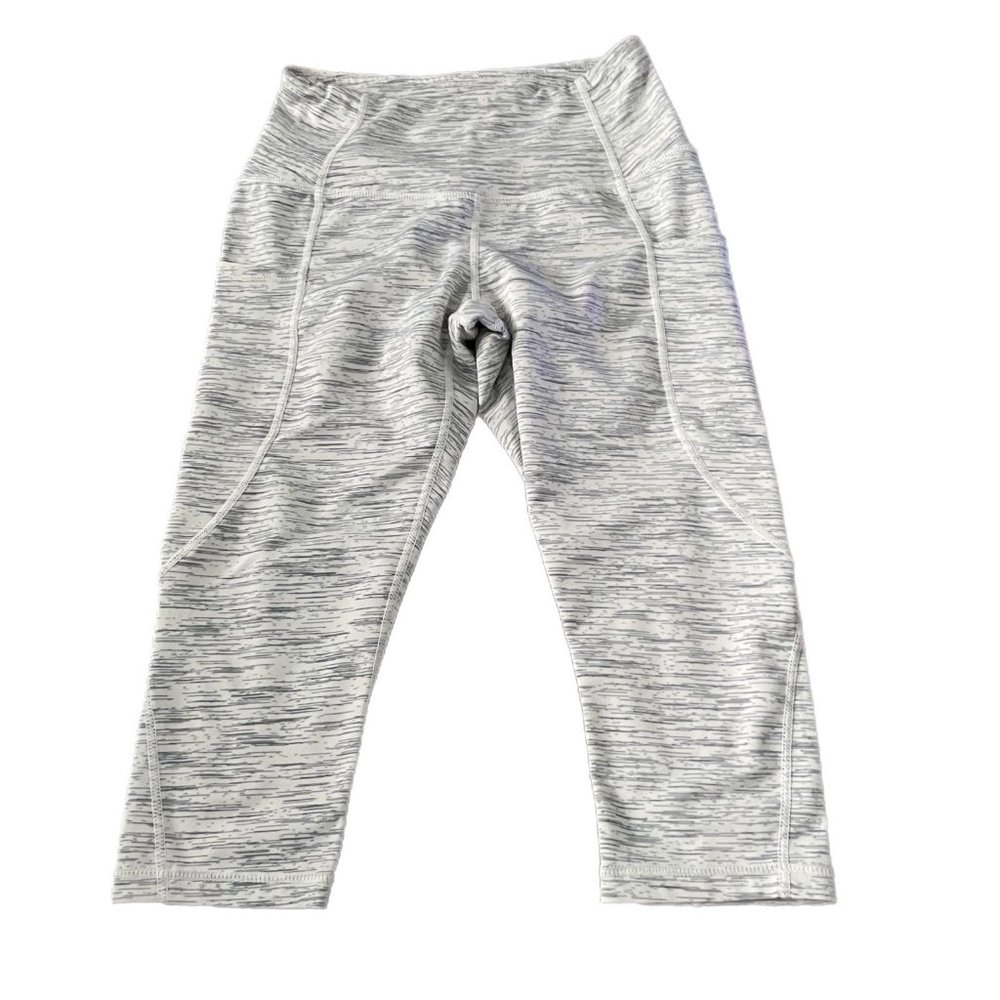 Tesla grey athletic capris leggings size small